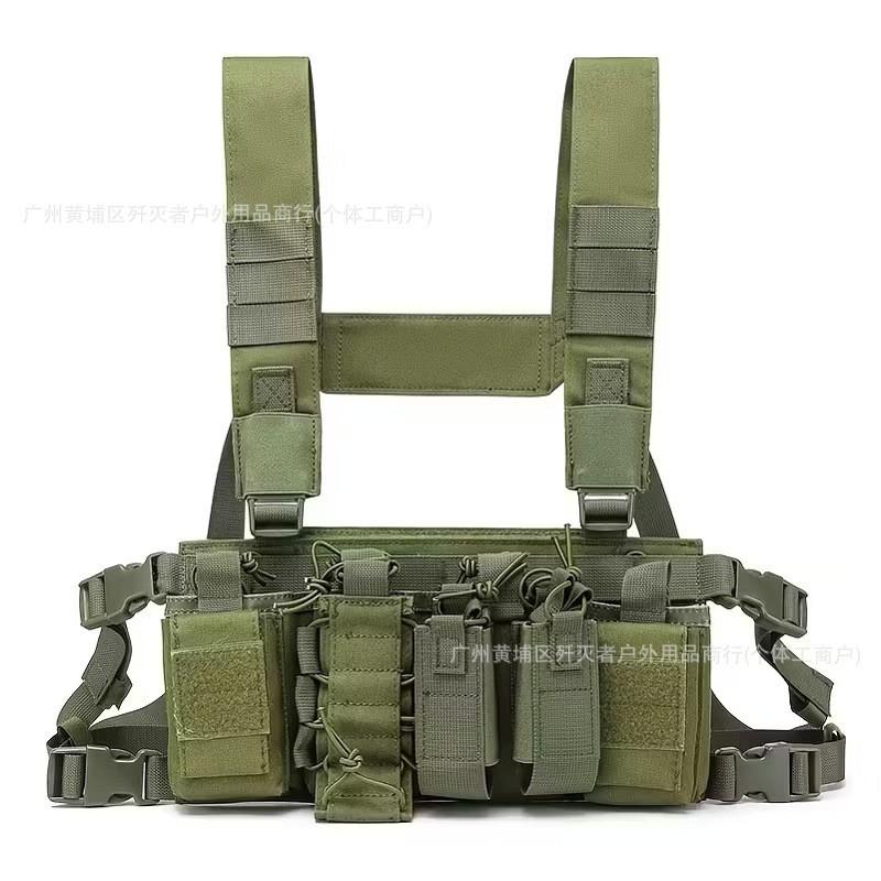 Factory Direct Sales Outdoor Vest Men's Multi-pocket Chest Hanging Belly Pocket D3 Military Fan CS Clothing