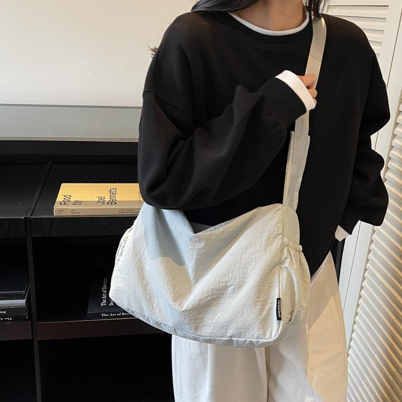 Nylon Sport Crossbody Bag Men's And Women's Large Capacity Tote Bag Commuter Shoulder Bag