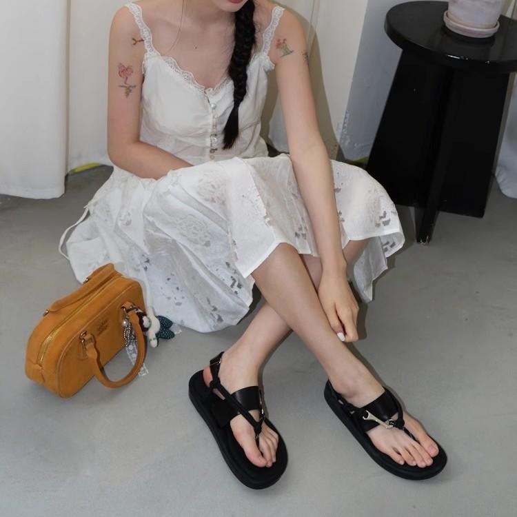 Toe slippers black soft bottom casual beach minimalist flat flip-flops sandals women's summer wear