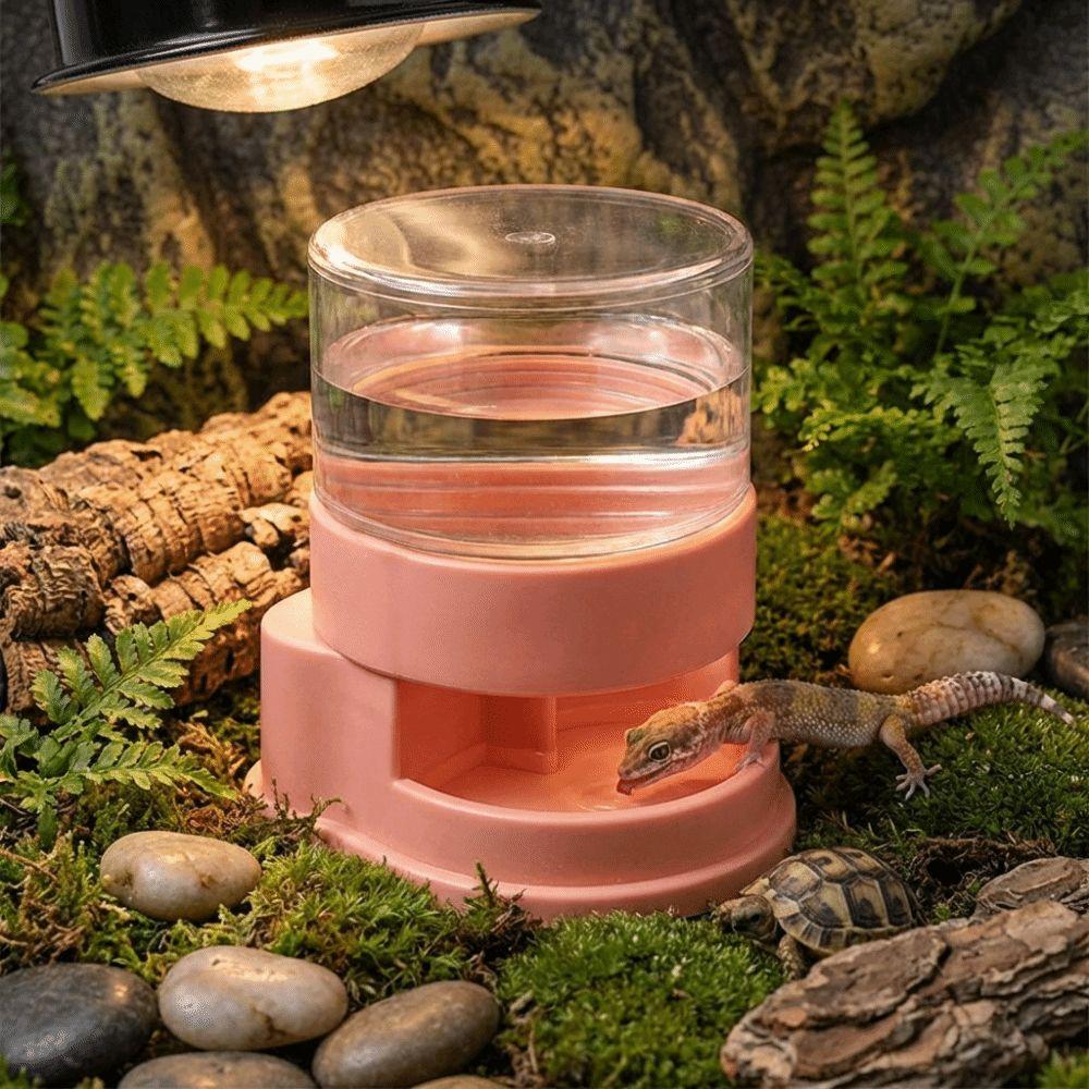 Plastic Automatic Water Dish Anti-slip Base Reptile Water Dispenser  for Amphibians