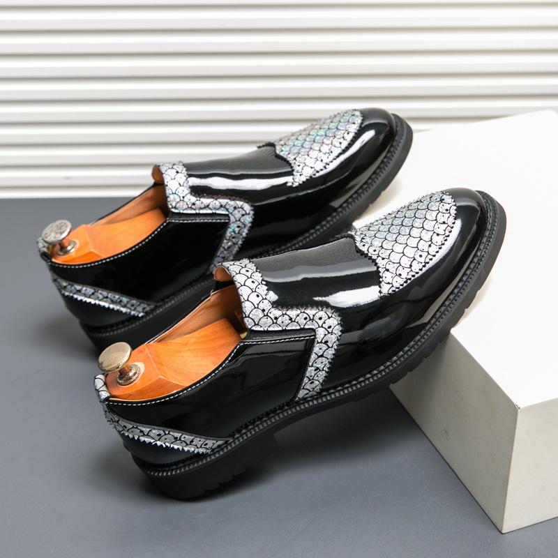 Amazon large-size new casual leather shoes, British style glossy men's gauntlets, leather shoes, nightclub hair stylists wear