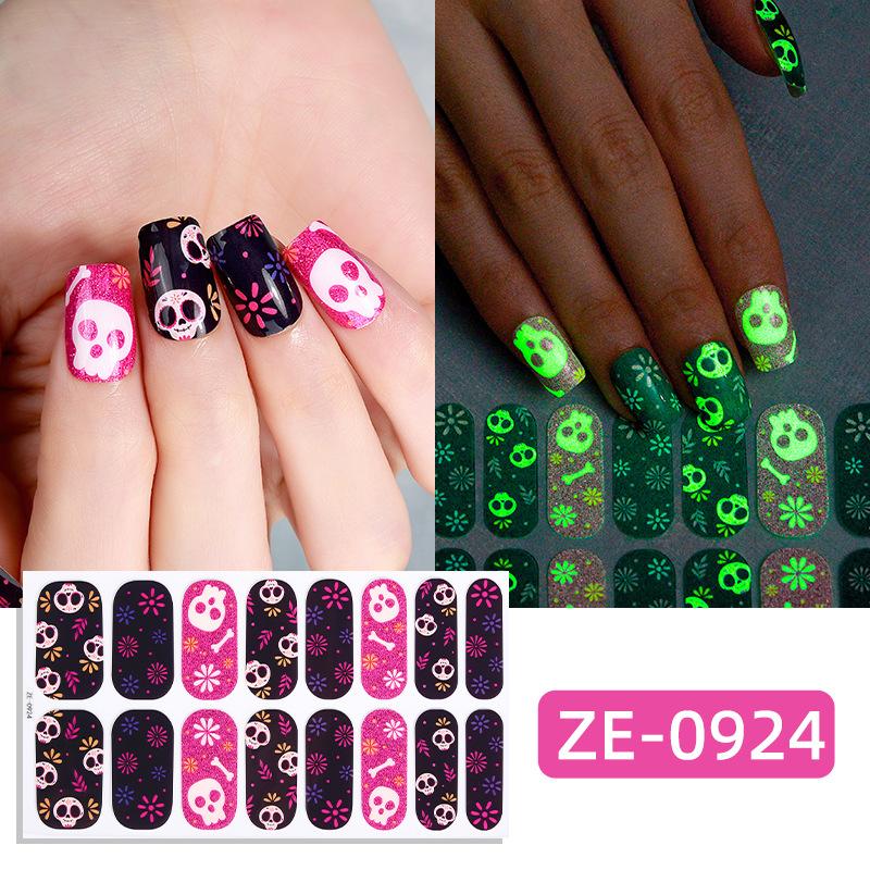 New Luminous Halloween Nail Art Sticker 16 Nail Oil Film Nail Sticker European and American Dark Nail Art Sticker