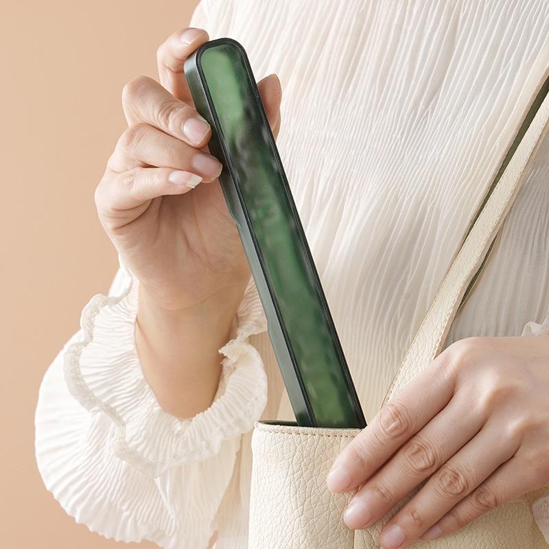 1/2 Stück Tragbarer Zahnbürsten-Aufbewahrungs-Organizer-Behälter Zahnbürstenhalter-Box Outdoor-Reisen Camping Badezimmerzubehör