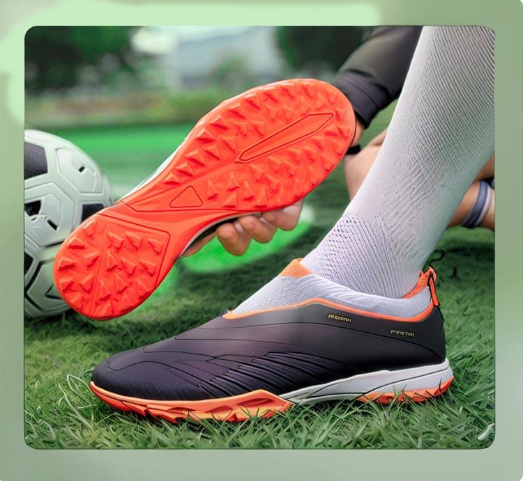 New High Top Spike Sports Boots Football Shoes Comfortable Breathable Non-slip Football Training Shoes for Men
