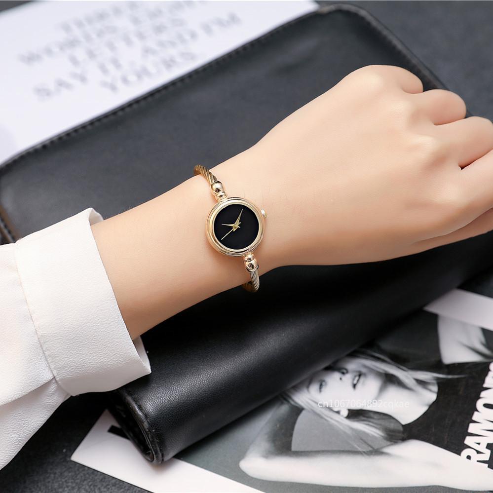 Luxury Fashion Women Golden Watch Wire Bracelet Charm Stainless Steel Retro Ladies Quartz Wristwatch Small Clock Casual Watches