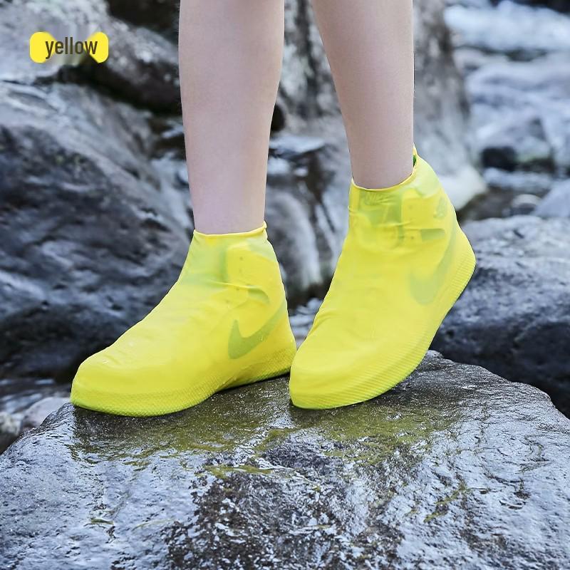 Waterproof, non-slip rain shoe covers for adults; thick, wear-resistant silicone rain boots for outdoor use.