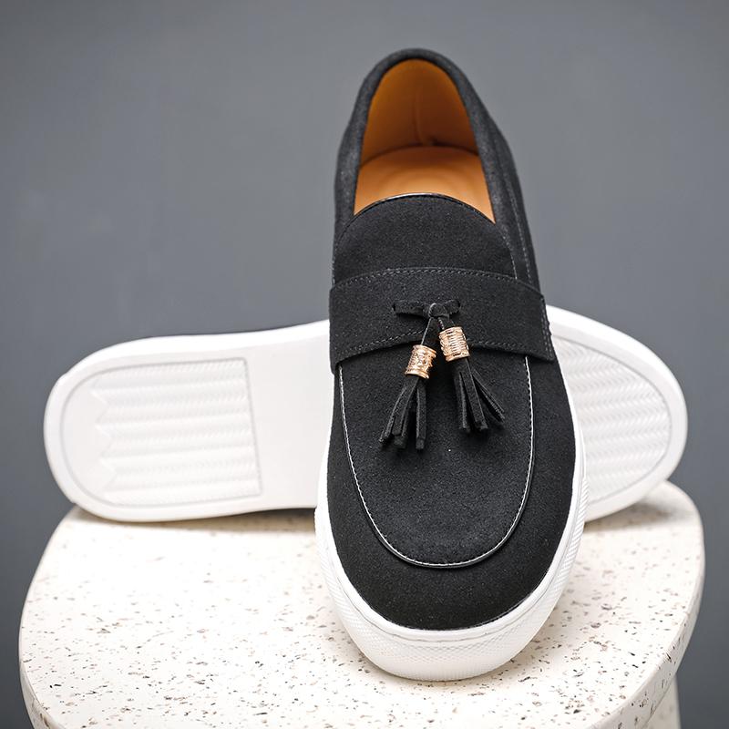 Fashion Luxury Dress Shoes for Men Comfy Brand Gentleman Tasseled Loafers Outdoor Shoes Leisure Walk Male Moccasins Suede Leather Man