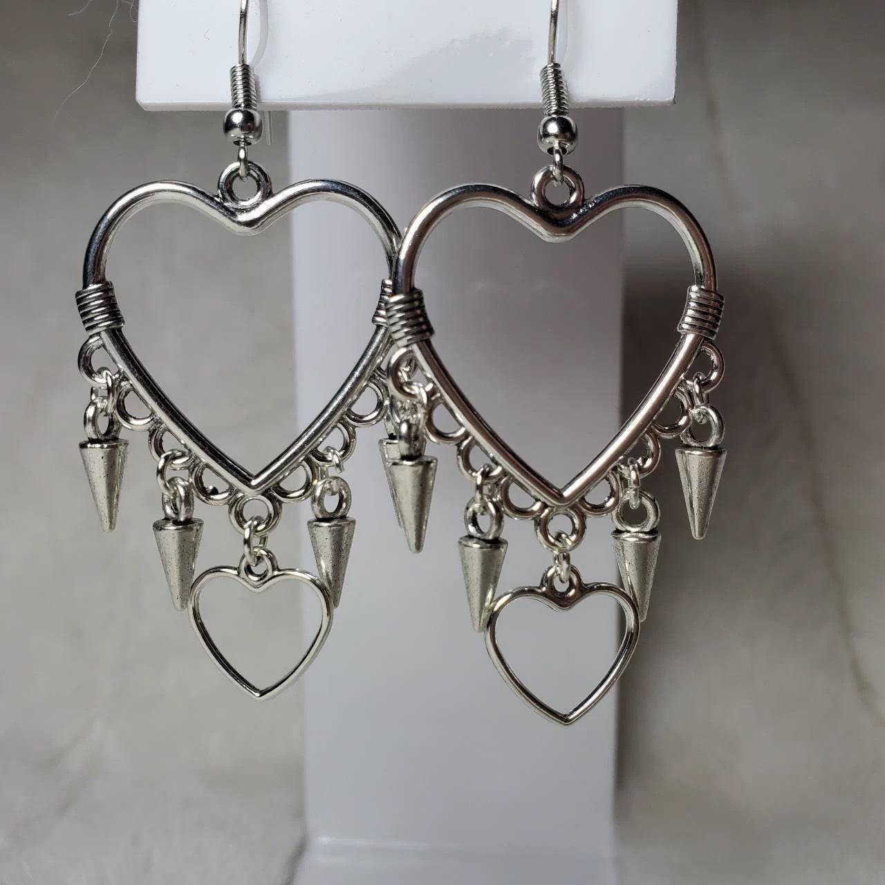 

Hip-hop Punk Heart Inverted Cross Cone Rivet Tassels Pendant Dangle Earrings for Men Women Hallowmas Party Gothic Jewelry Gifts