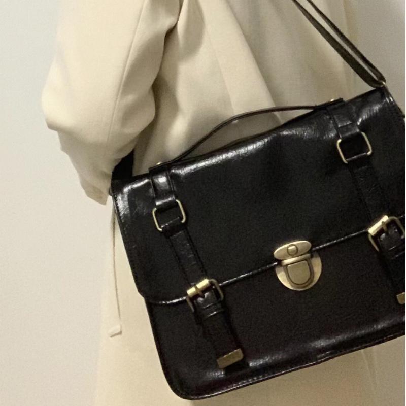 Vintage Weibliche Leder Umhängetasche Frauen Große Kapazität Schulter Umhängetaschen Student Schultaschen Mode Pendler Rucksäcke