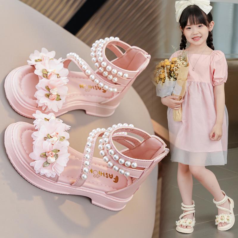 Summer 2025 Girls' Cute Princess Open Toe Sandals – Soft Sole, Perfect for Little and Big Kids At the Beach.