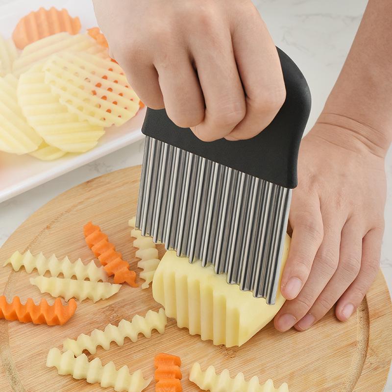 Wolf Tooth Wavy Potato Knife - Corrugated Slicer for Fancy Cuts