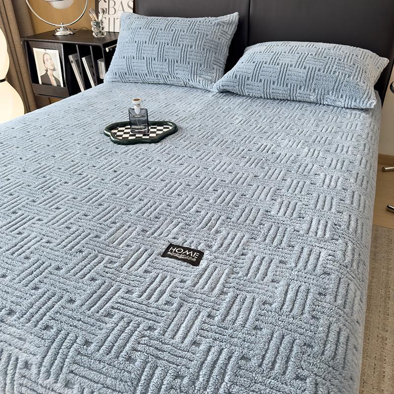 Hot Winter Warm Coral Fleece Fitted Sheet Elastic Mattress Protector Cover Fluffy Plush Bed Linen Couple Double Bed King Size