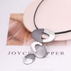 Hot Sale Women's Mid-length Necklace New Metal Contrast Fashion Versatile Geometric Necklace