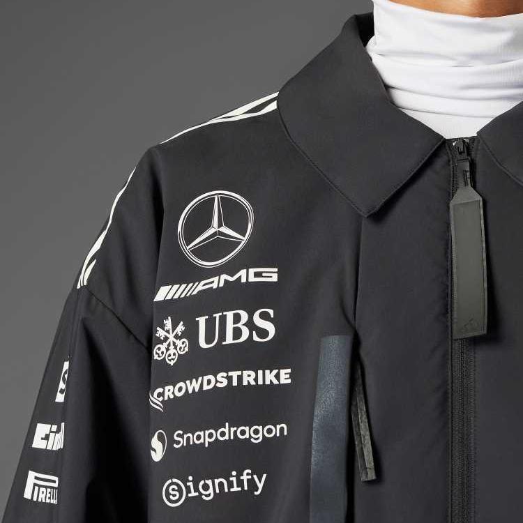 Adidas X Mercedes-Amg Collaboration Mercedes - Amg Ss25 Petronas F1 Team Comfortable Striped Loose Fit Zip Jacket Men Jacket Black JX0748