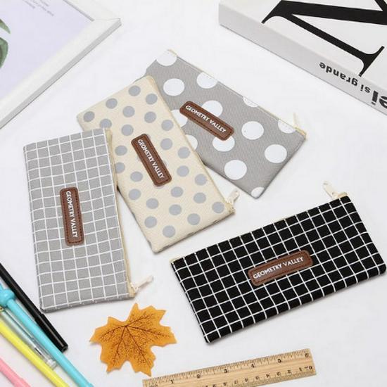 

Минималистичный холщовый пенал для женщин - Вместительная сумка для канцелярских принадлежностей White Polka Dot - 1 Piece