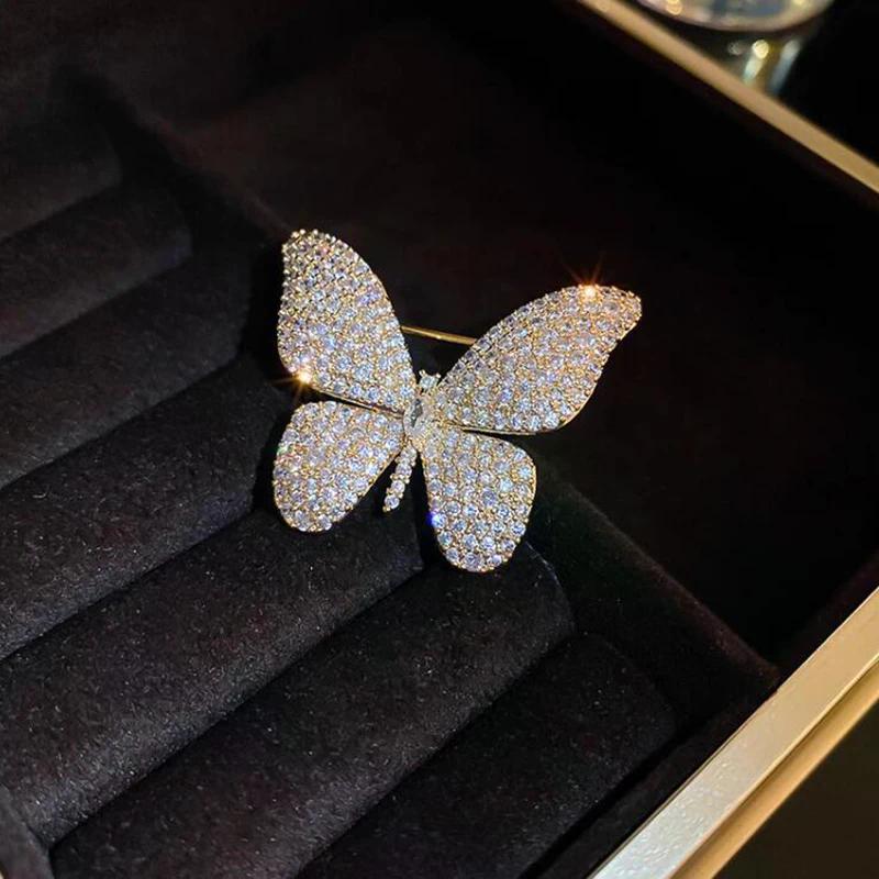 Elegant Temperament Crystal Brooch Pins For Women Shiny Rhinestone Butterfly Corsage Fashion Wedding Party Jewelry Best Gift