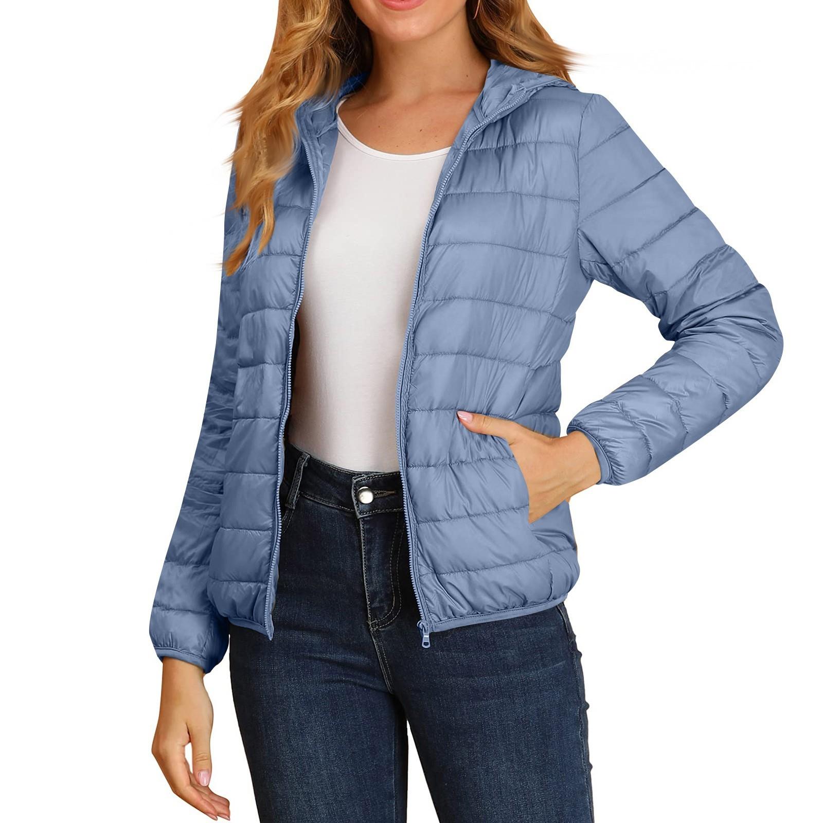 

Зимняя женская хлопковая куртка-пуховик с капюшоном и легкой отделкой XL