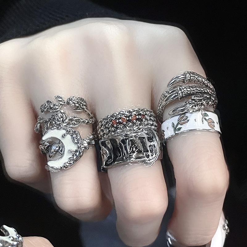 Niche Design High Sense Dark Sweet Moon Rose Personality Fashion Stacking Wearing Retro Letter Open Ring Woman