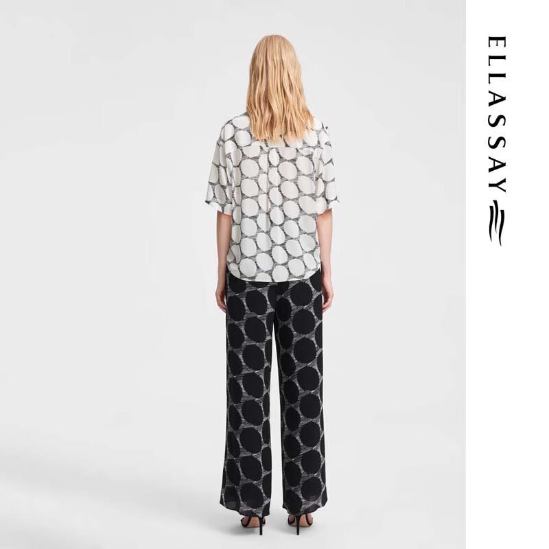 ELLASSAY Elegant V-Neck Silk Stripe Blouse