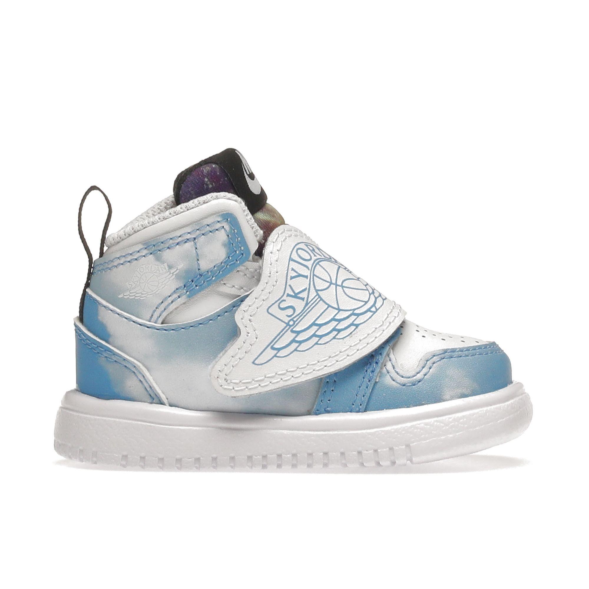 

Кроссовки Air Jordan Sky Jordan 1 TD Fearless Baby Синие CT2478-400