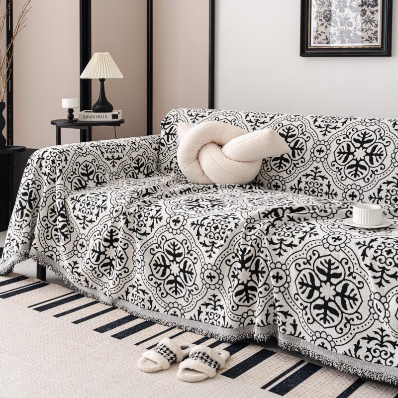 European Luxury Chenille Sofa Cover Tassels Towel Blanket Anti Scratch Soft One Piece Couch Armchair Furniture Protector