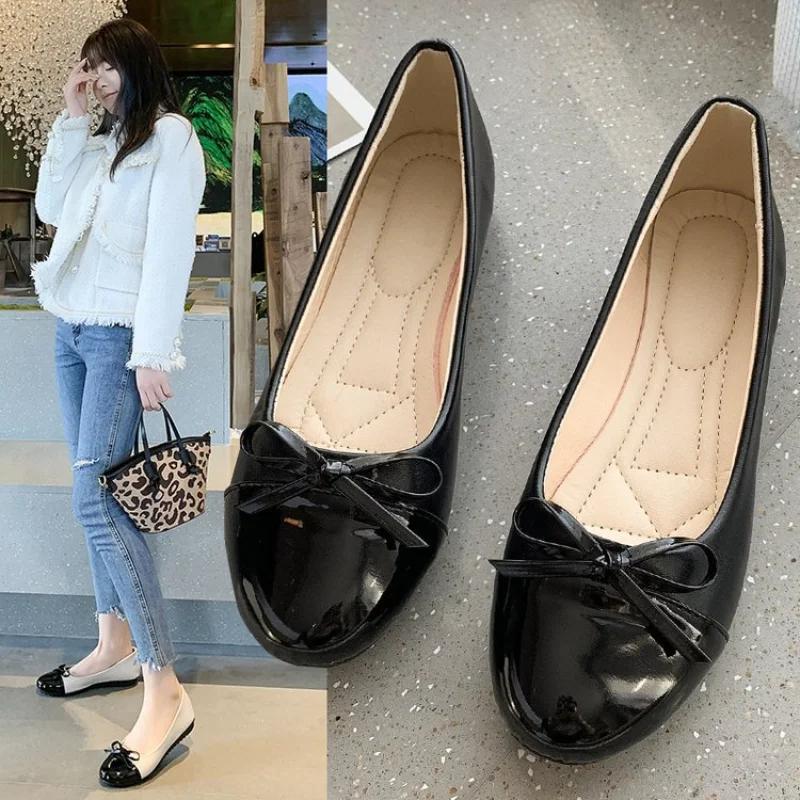 Loafers Shoes Women's Light Mouth Color blocked Korean Edition 2025 New Round Head Flat Bottom Bow Single Shoe