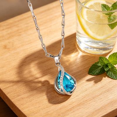 Ladies' Luxurious Blue Water Droplet Pendant Necklace Collarbone Chain, Inlaid with Synthetic Zircon Sparkling Design, Minimalist and Elegant Jewelry