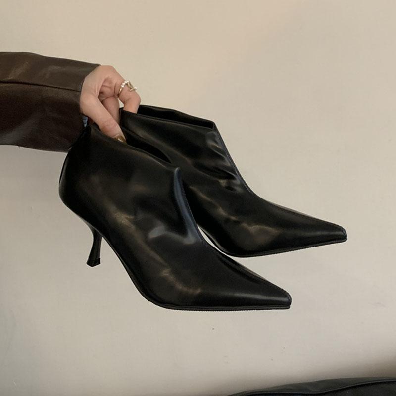 Fashion Elegant Black Soft Leather Ankle Boots Women Sexy Pointy Toe High Heels Fashion Back Zipper Design Boots for Women Winter Pumps