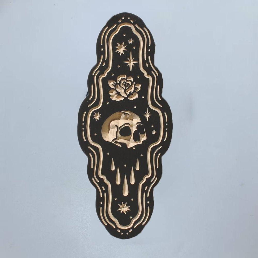 

Wooden Skull Woodcuts Decorations Halloween Hanging Skull Decorations Gift Miniature Woodcuts S-1