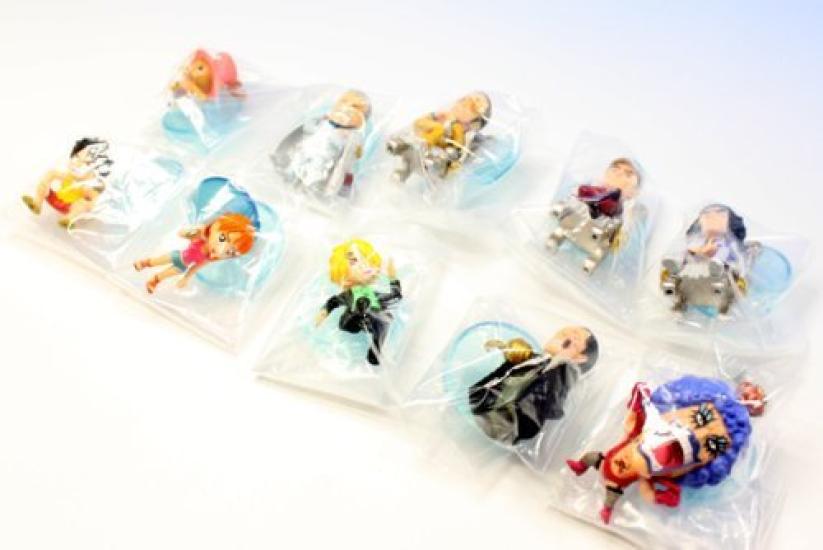 Candy Toy One Piece Collection Fierce Pirates Set of 10 Battle! Vs. Navy!