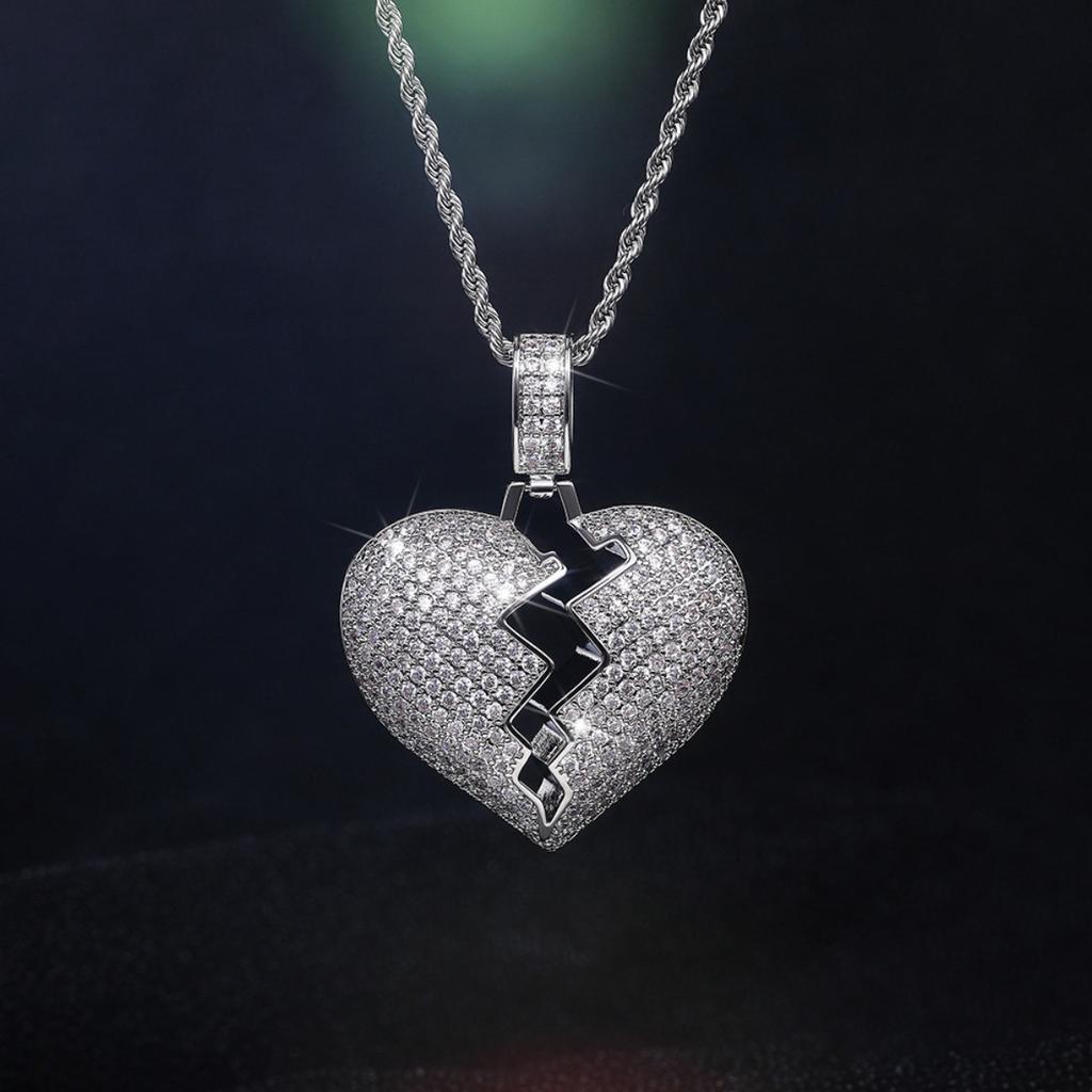 Full Paved Broken Heart Split Pendant Hip Hop Twisted Rope Chain Women Men Clavicle Necklace