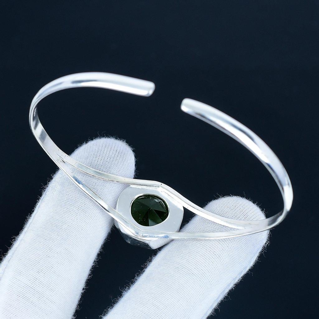 Amazing Peridot Hexagon Gemstone Handmade Cuff Bangle 925 Sterling Silver Cuff Bangle, Peridot Bracelet For Wife, Unisex Bangle For Gift