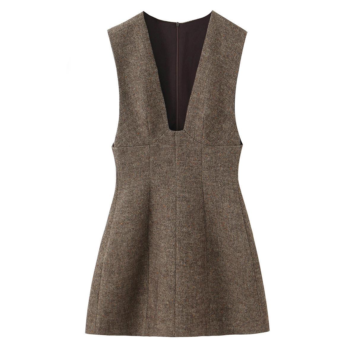 European Style Sleeveless Deep V-Neck Slim Fit Mini Dress for Autumn/Winter Small