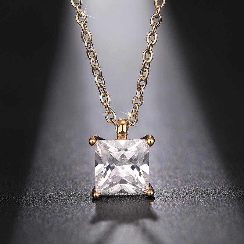 Ladies' Simple Square Pendant Necklace, Square Synthetic Zircon Inlay, Elegant Jewelry for Daily Wear Collarbone Chain, Birthday Gift
