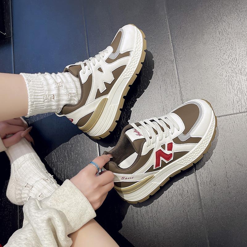 

Internet celebrity explosion Forrest Gump shoes women s 2025 spring new thick-soled lightweight sports shoes soft-soled casual dad shoes 40 хаки