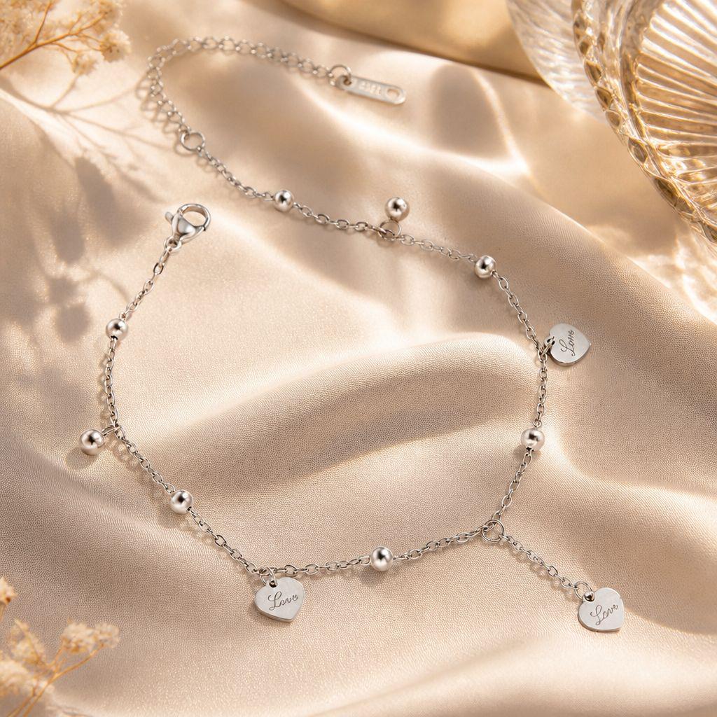 Stylish Titanium Steel Heart Anklet for Women – Durable, Versatile Beach Foot Chain