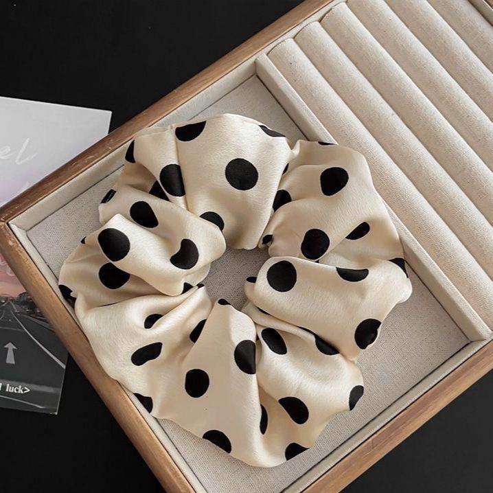 

Elegant Polka Dot Hair Tie - Large Intestine Style Bun Accessory