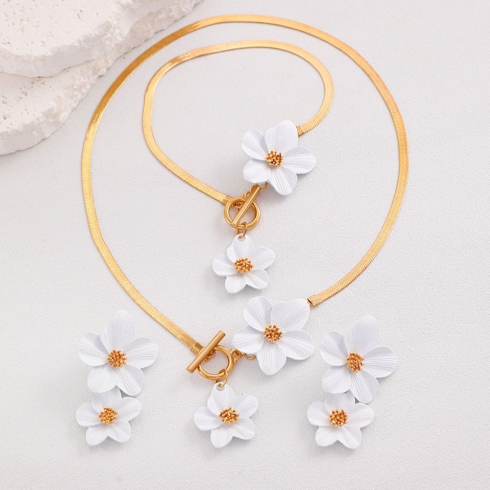 Metal Flower Jewelry Set OT Buckle Pendant Jewelry Suit Elegant Flower Necklace Earrings Set  Party
