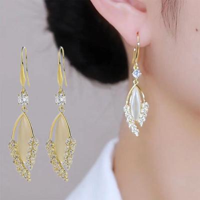 1/2 Pair Rhinestone Leaves Stone Elegant Hook Earrings Faux Cat Eyes Luxury Women Earrings