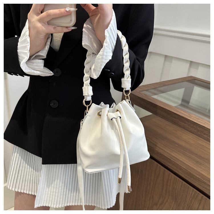 Fashionable Pu Leather Bucket Bag For Women Trendy Spring Summer Shoulder Bag