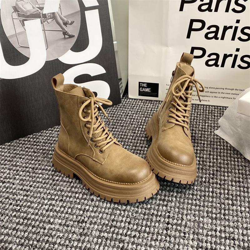 Retro thick-soled Martin boots for women 2025 autumn and winter new British style flat-bottomed versatile velvet thickened locomotive short boots 