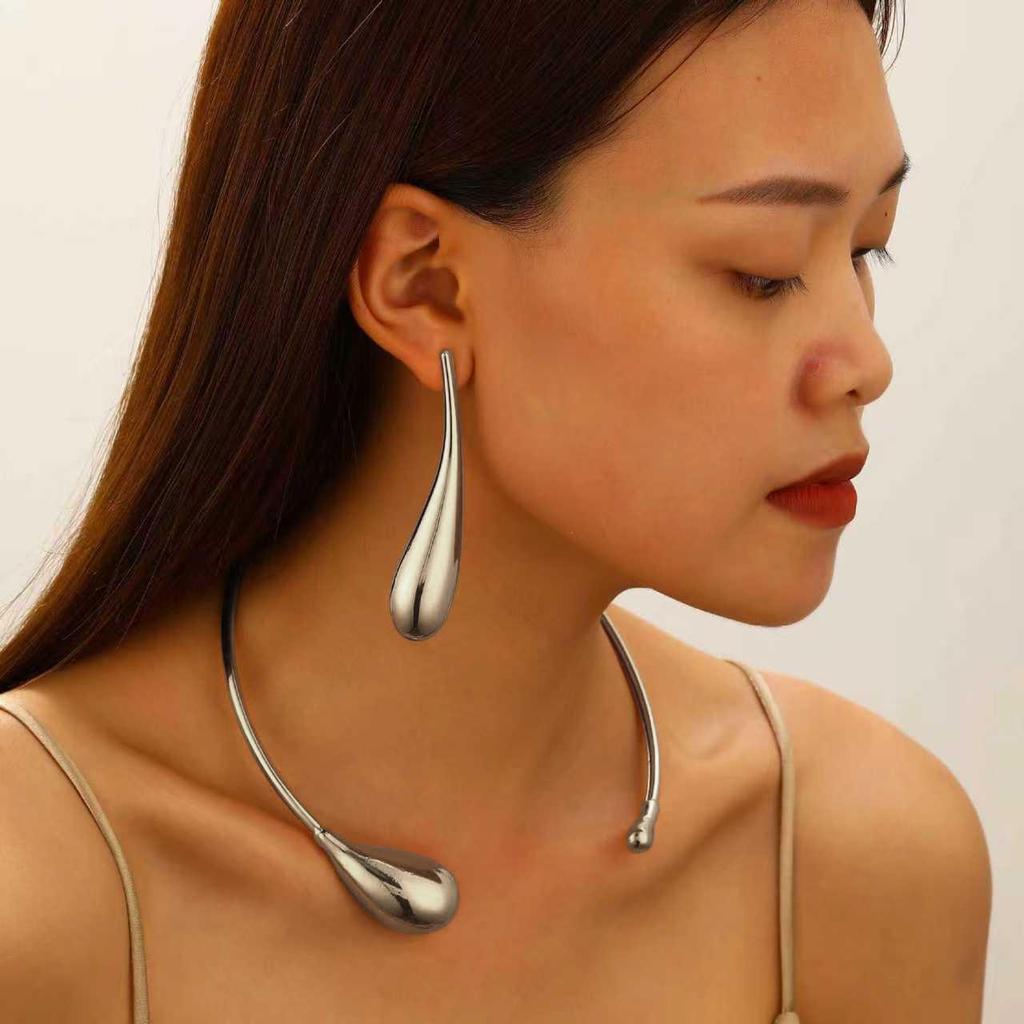 Punk Style Water Drop Earrings & Clavicle Chain for Women