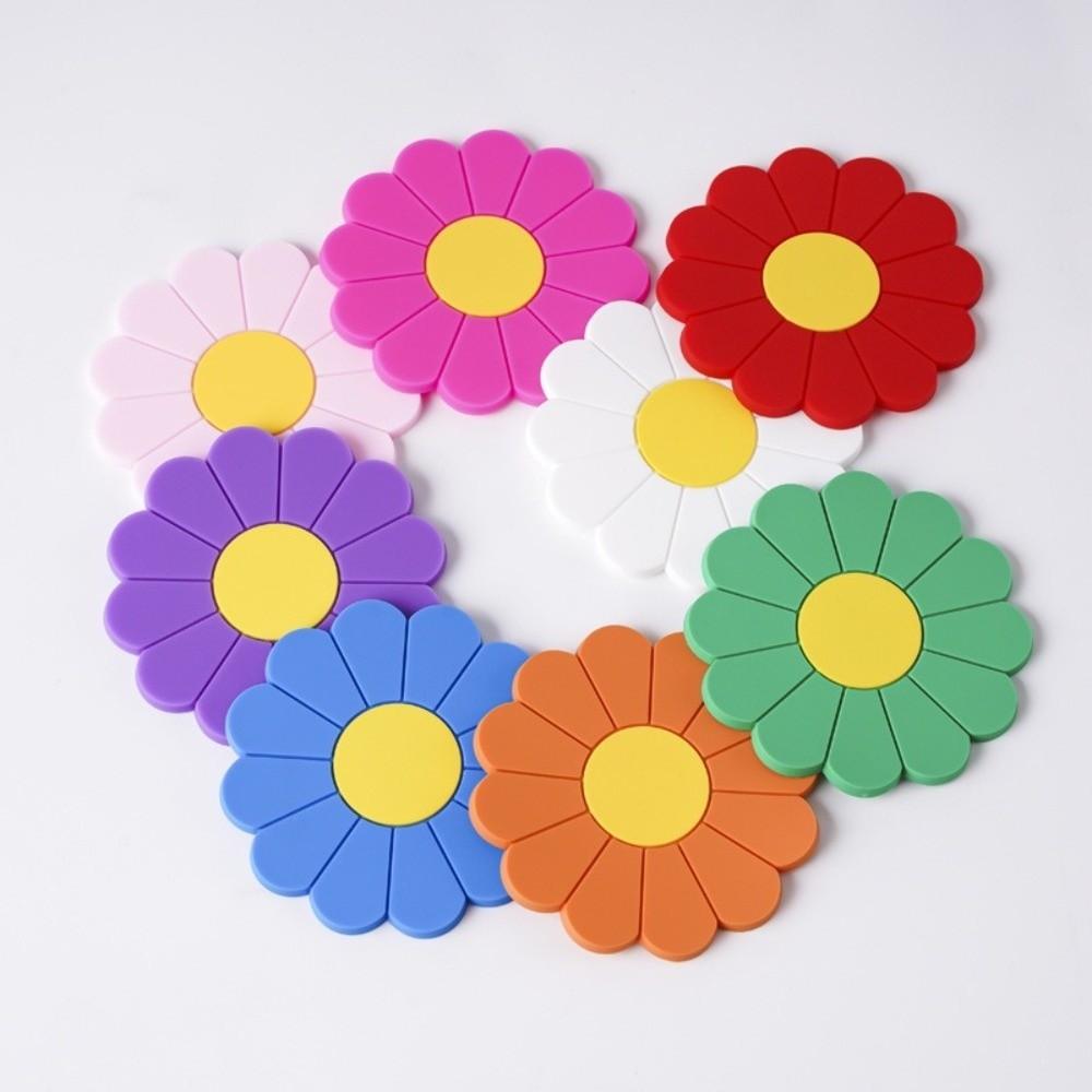 Anti-slip Cup Holder Mat Flower Cup Coaster Round Daisy Silicone Cup Pad Dining Table