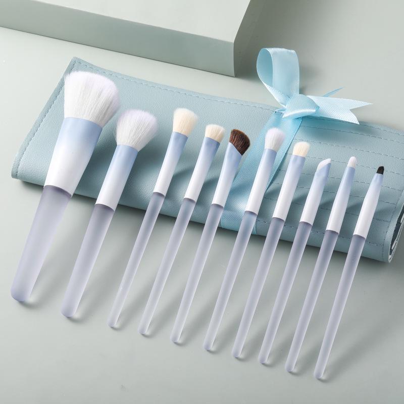 Chen Yuanyuan Exquisite 10-Piece Makeup Brush Set: Includes Blush, Nose Shadow, and Eyeshadow Brushes; Portable and Soft Design.