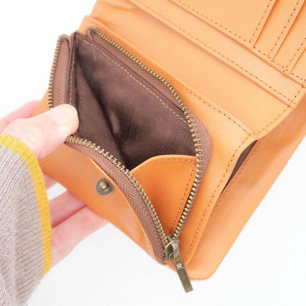 [Wachifield] Dayan the Cat, Genuine Leather, Soft Leather, Comfortable to the Touch, Sighisoara Bifold Wallet