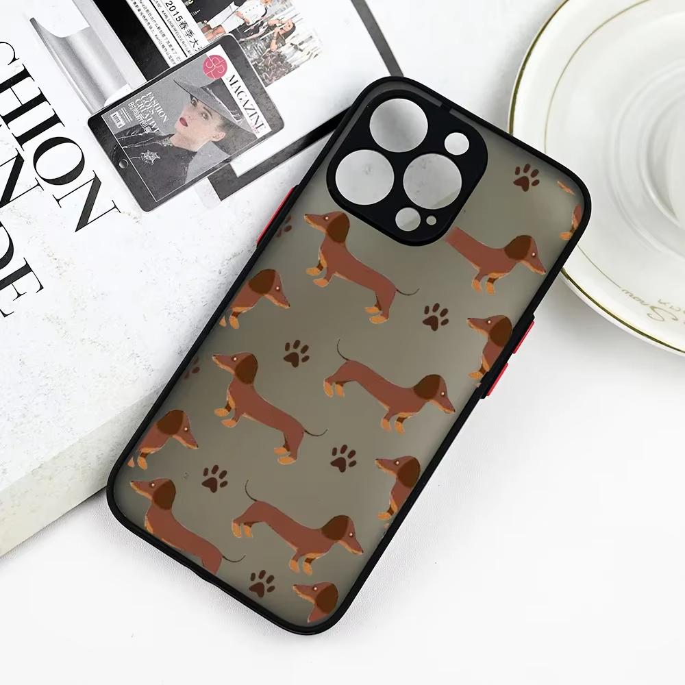 Cute Dachshund Bulldog Phone Case For iPhone 17 Air 16e 15 14 13 12 11 Pro Max Plus Mini SE2020 2022 Cartoons Dog Hard Cover