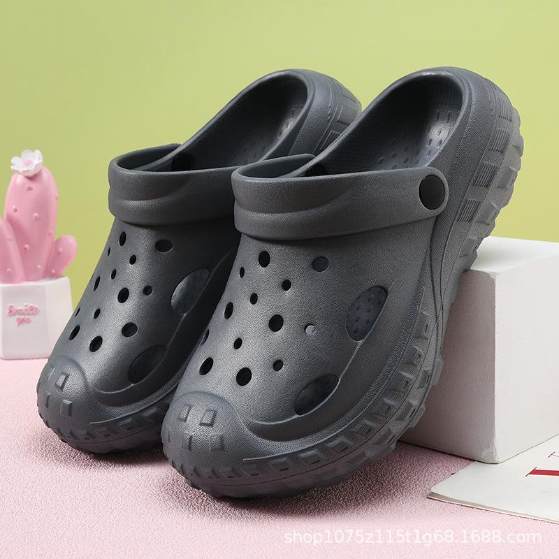 Thick-soled hole shoes, non-slip and deodorant for summer wear, fashionable soft-soled comfortable new versatile beach sandals