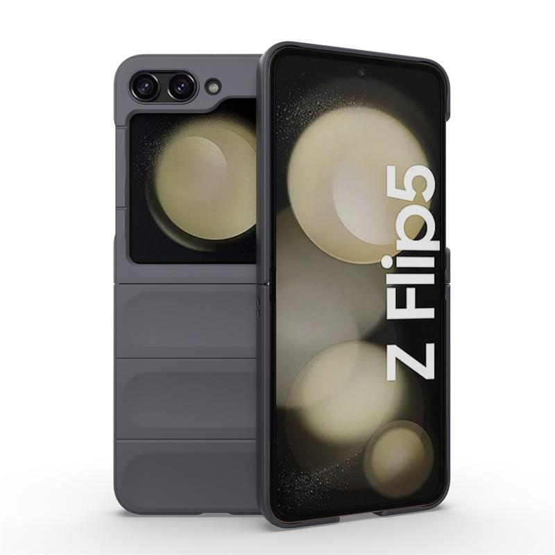 This Z Flip5 Anti Drop Skin Feel Protective Case Is Suitable for The Samsung Z Fold7 Foldable Screen Phone