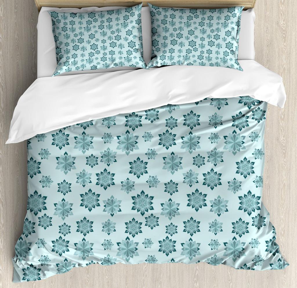 Winter Duvet Cover Merry Xmas Theme Delicate Snowflakes Cold Freezing Weather Vintage Holiday Pattern Room Decorative Women Kids