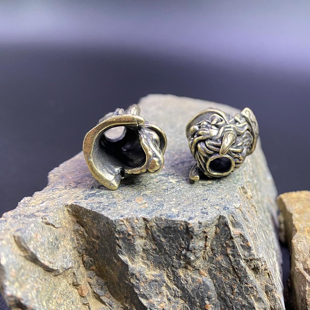 1Pc Fanged Skull Eagle Nose Samurai Helmet Knife Bead Brass Woven Paracord Lanyard Pendant Outdoor EDC Umbrella Rope DIY